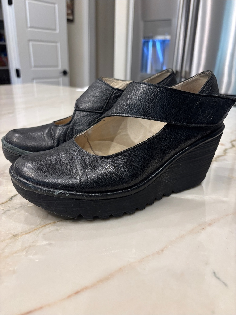 Fly London Yasi Fly Wedge Pump Mary Jane 7.5